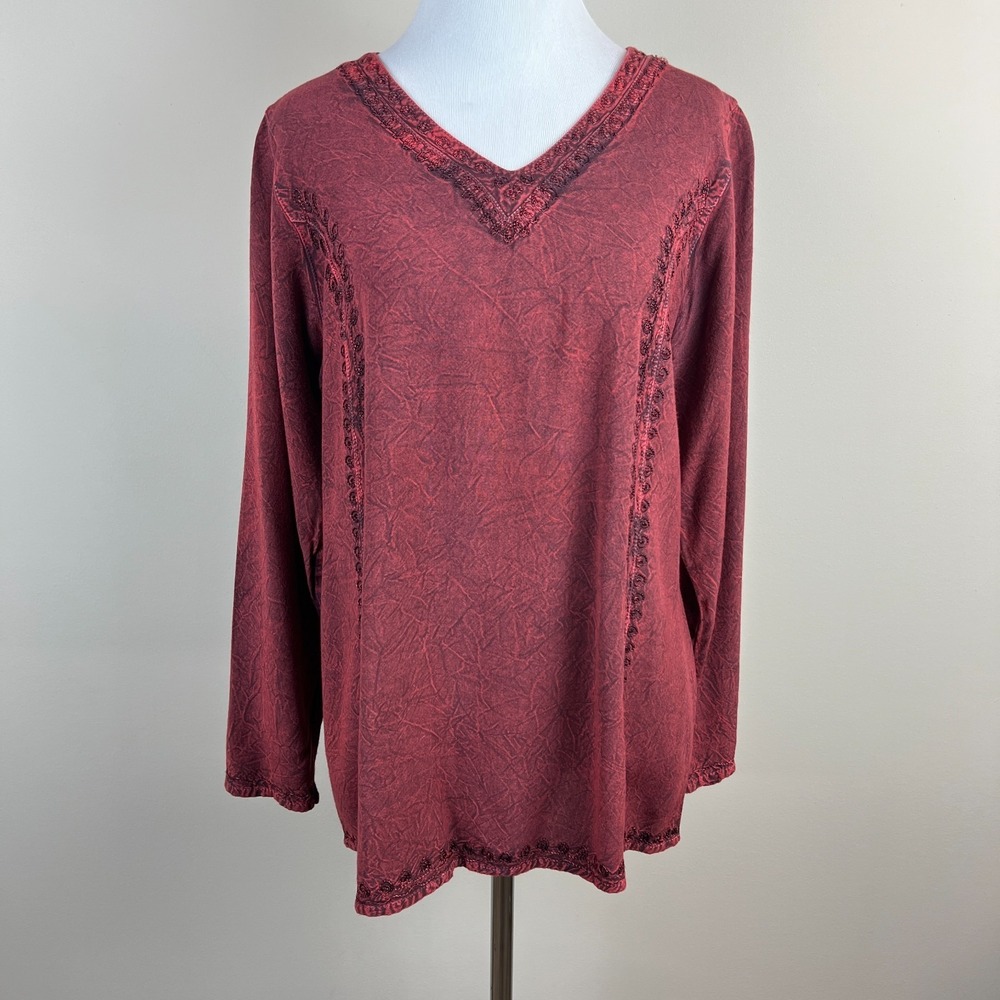 Boho Embroidered Top Womens M L Washed Black Maroon V-Neck Tie Back‎ Bohemian